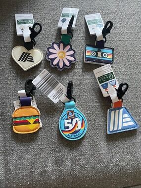 Aldi Keychain Quarter holder 2026 Anniversary edition all 6 collection